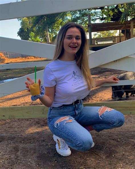 megan guthrie fanbus|Megnutt02's biography: age, real name, parents, TikTok drama.